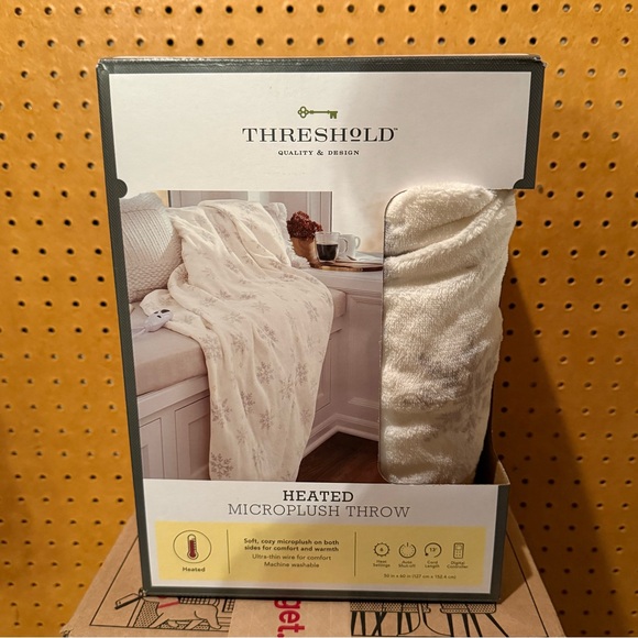 Threshold Heated Microplush Throw Blanket in Gray Snowflake - Picture 2 of 6